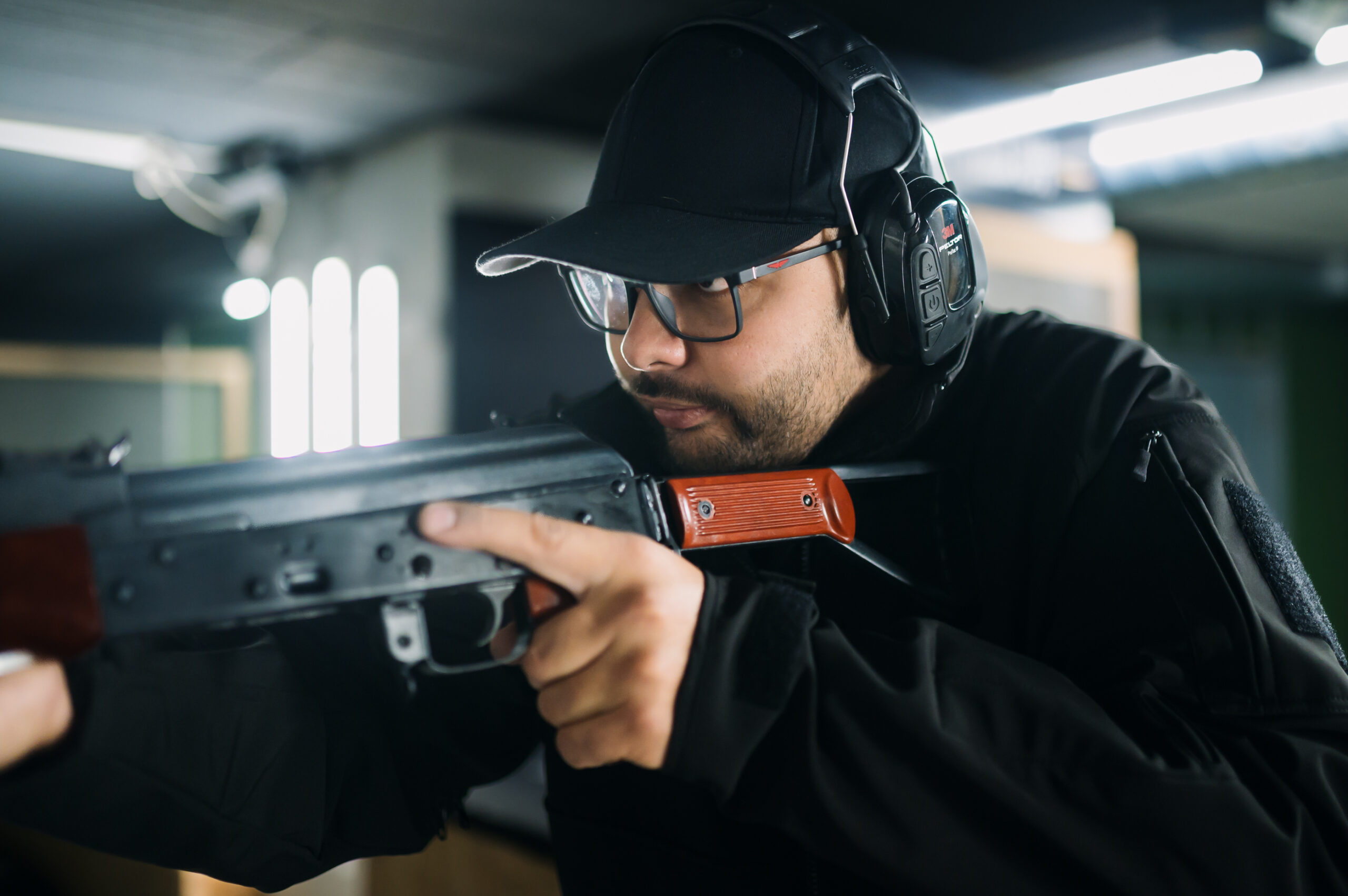 Über uns DEFENDGEAR Tactical Club